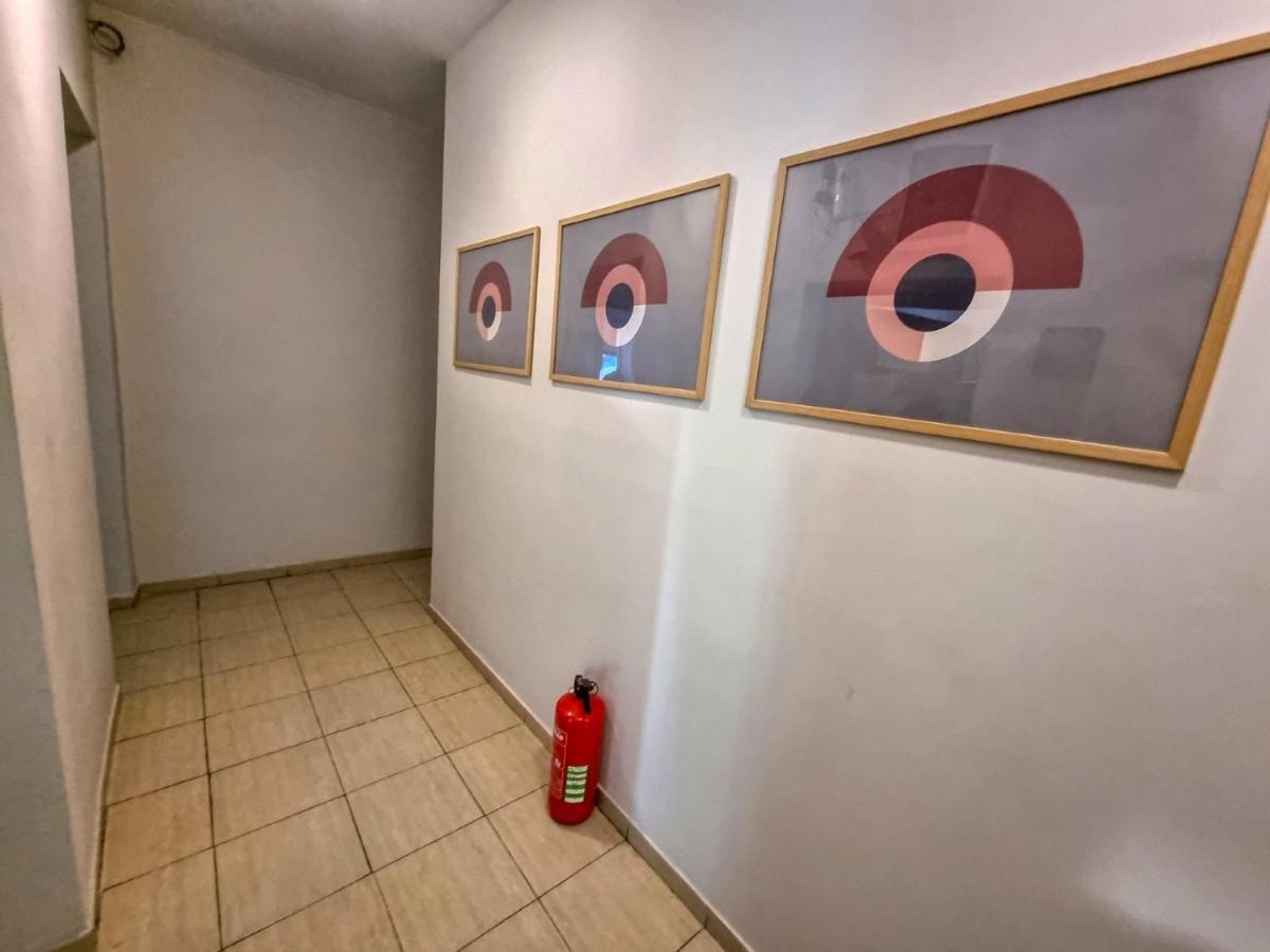 Cozy Apartment In Sofia Center מראה חיצוני תמונה